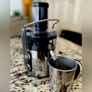 Juice extractor Bella